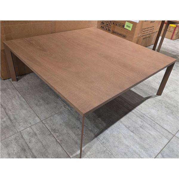 Natuzzi - New Wire Cocktail Table - RV: $1500 CAD - Made in Italy - H13.5" x 35" x 35"