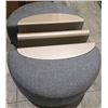 Image 3 : Natuzzi - New Wave Ottoman - RV: $1820 CAD - Made in Italy - H16" x W42" x D30"