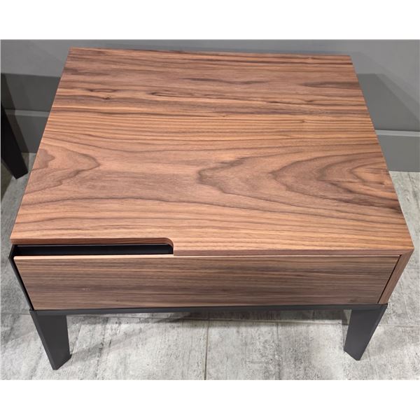 Natuzzi - New Matt Nightstand - RV:$1950 CAD - Made in Italy - H15.5" x W23.5" x D19"