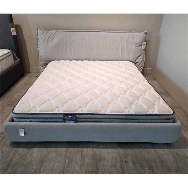 Sandy's - New Sand King Bed - RV: $4770 CAD