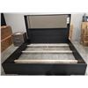 Image 2 : Alf Italia - New Amy King Bed - RV: $2225 CAD - Made in Italy