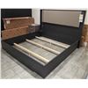Image 3 : Alf Italia - BNIB Amy King Bed - RV: $2225 CAD - Made in Italy (ALF0177)