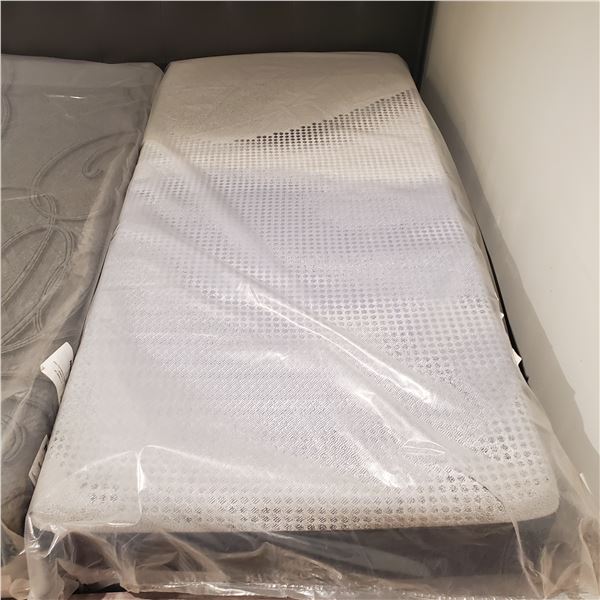 BNIB Kingsdown Twin XL Mattress