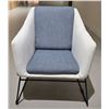 Image 2 : Grey/White Modern Accent Chair