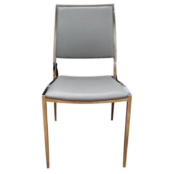 Sandy's - New Chrome Vinyl Chair - RV: $399 CAD