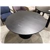 Image 3 : New Sundays Formation Dining Table - RV: $2100 CAD (DIN-BC-004-002-A / store display item without bo