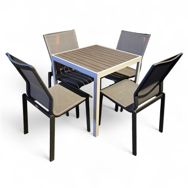 Outdoor Patio Dining Table w/ 2 Chairs - 28x28x29"