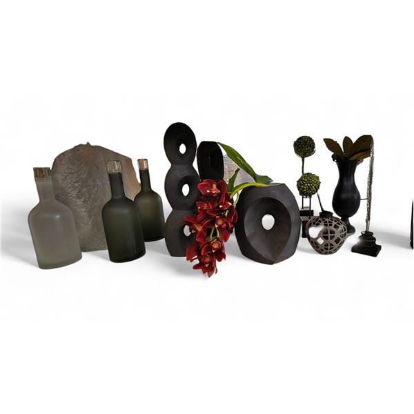 Shgelf - Vases, Bottles, Décor, Etc.