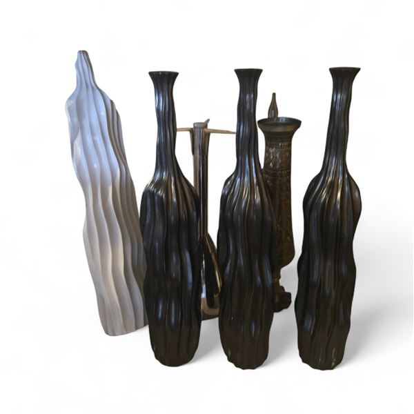 Group - Modern Style Black & White Vases, Gold Orient Style Vase & Décor - 24-31"
