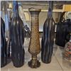 Image 2 : Group - Modern Style Black & White Vases, Gold Orient Style Vase & Décor - 24-31"