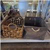 Image 3 : Shelf - Baskets Leather Bin, Wicker Basket, etc. - 4 pc