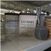 Image 2 : Group - Décor, Laundry Tins, Dryer Balls, Vase, Etc.