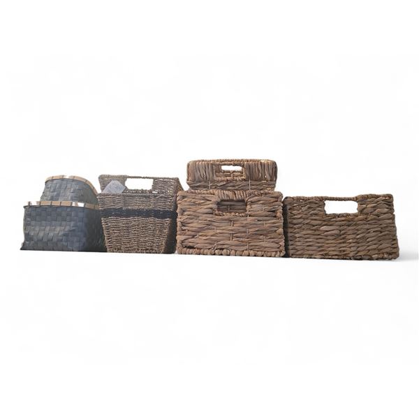 Shelf - Various Sized Wicker Baskets