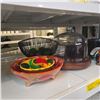 Image 4 : Shelf - Misc. Kitchen Décor Including Plates, Fruit Basket, Bowls, Mexican Style S&P Shakers, Etc.