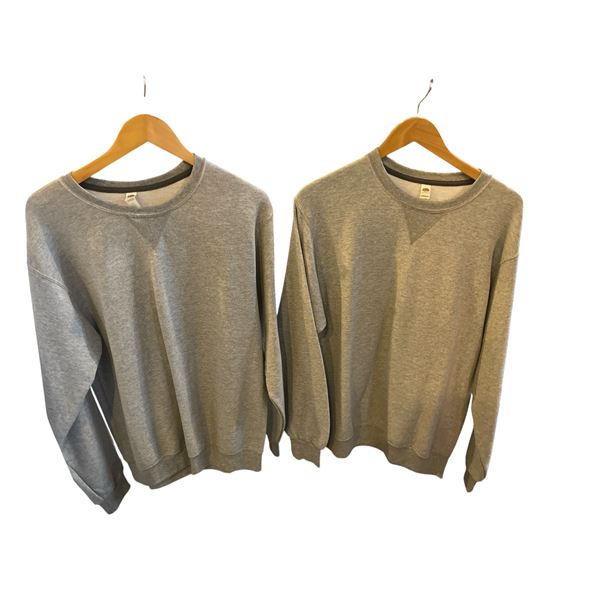 2 pc - Grey Fruit of The Loom Sweatshirts - M