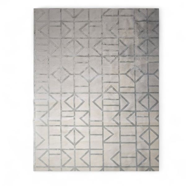 Geometric Area Rug - Cream & Gray - 114x108"