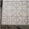Image 2 : Geometric Area Rug - Cream & Gray - 114x108"