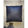 Image 3 : Shelf - x4 Throw Pillows - Blue & Black
