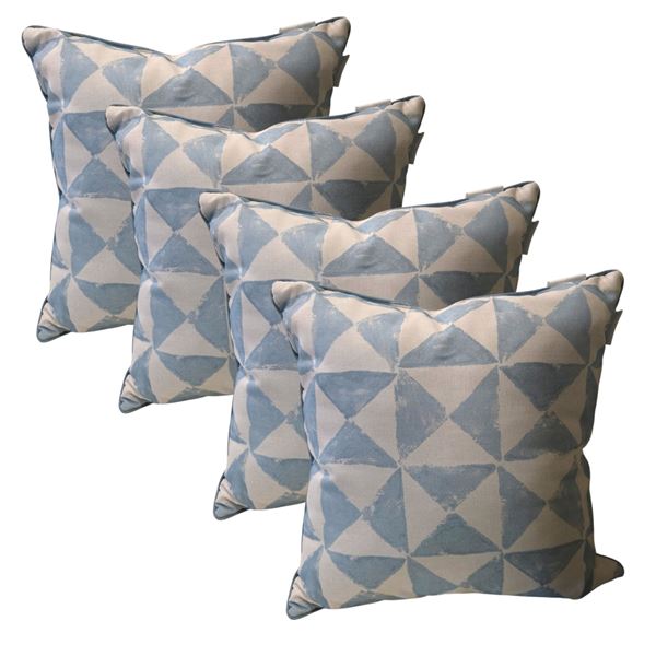 Shelf - x4 Throw Pillows w/ Triangle Design