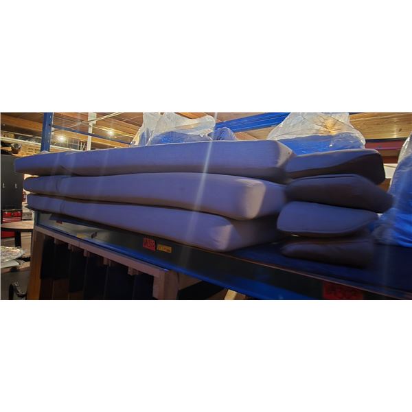 7 pc - Outdoor Lounge Chair Cushions