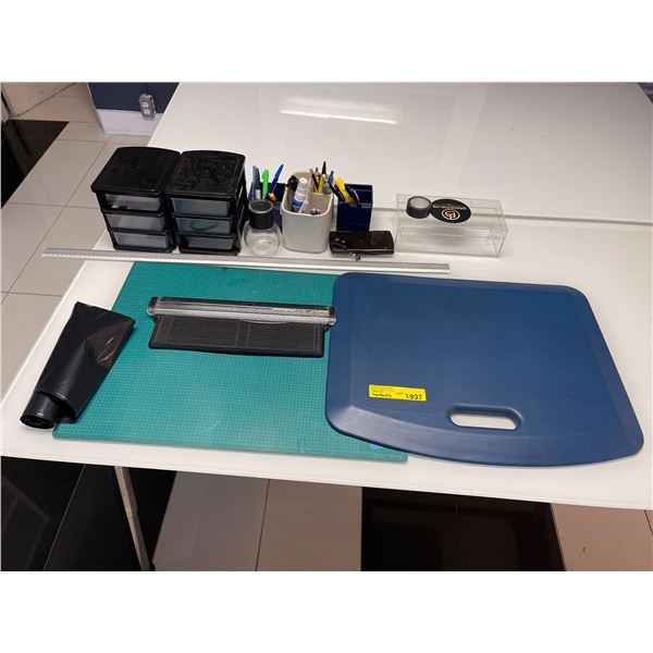 Contents Group - Stationary, Organizers, Cutting Board, Ruler, Etc.