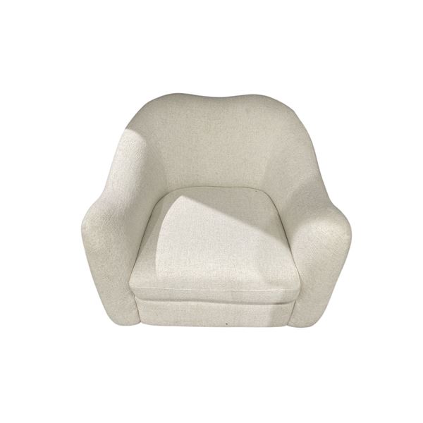 New Moe's Bria Accent Chair Oatmeal - RV: $1599 CAD (FO-1023-05 / store display item without box)