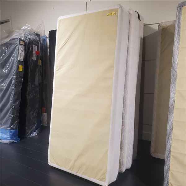 Sandy's - Group of 5 Twin Size Boxspring Includes Brand Beautyrest - Floor Models - As Is