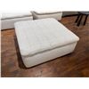 Image 2 : Tufted Upholstered Ottoman - 41 L x 41 L x 17" H