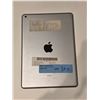 Image 2 : Apple iPad (Model A1822 - works/powers on)