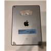 Image 2 : Apple iPad (Model A1822 - works/powers on)