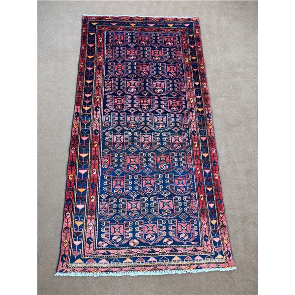 Zanjan 100% Authentic Hand Knotted Wool Persian Rug Handmade in Iran Antique and old Sheepwool and v