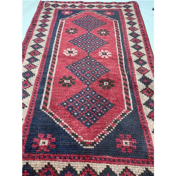Shiraz 100% Authentic Hand Knotted Wool Persian Rug Handmade in Iran geometric map Fluffy Wool root