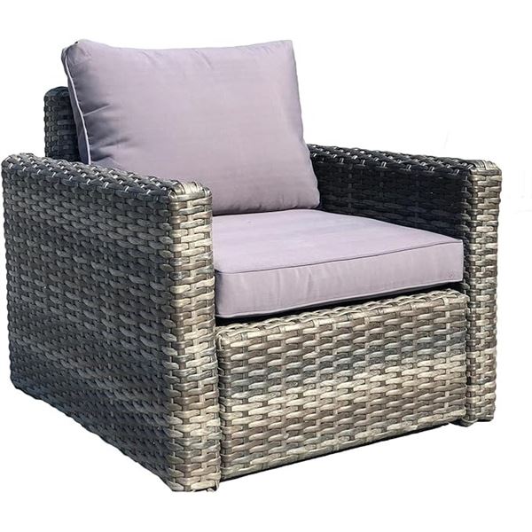 BNIB Patioflare Whitney Wicker Patio Lounge Chair