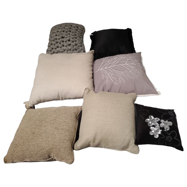 Group of 7 Cushions - various sizes