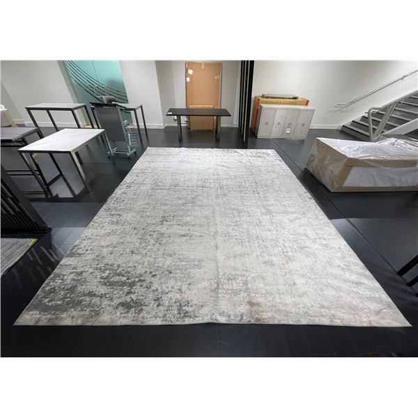 Livabliss - Roma Rug, Approx. 175" x 141"