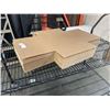 Image 1 : STACK OF NEW ULINE QUADFOLD SHIPPING BOXES