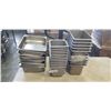 Image 1 : 32 VOLLRATH STAINLESS SUPER PANS, ASSORTED SIZE 10X12, 6X7 AND 13X7