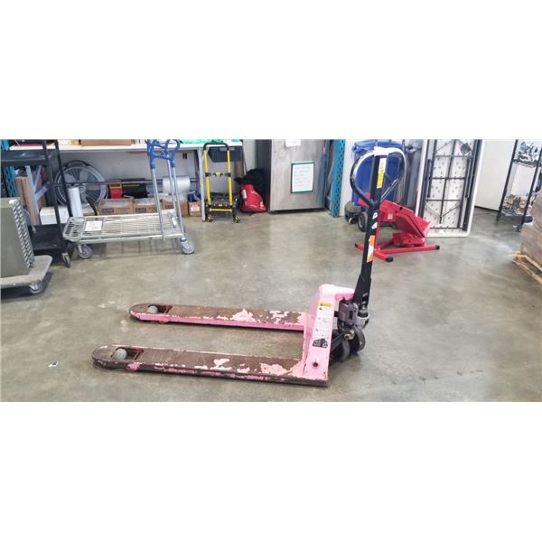 PINK PALLET JACK, POSSIBLY NEEDS FLUID, DOESNT STAY UP