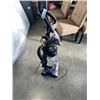 Image 2 : EUREKA UPRIGHT VACUUM