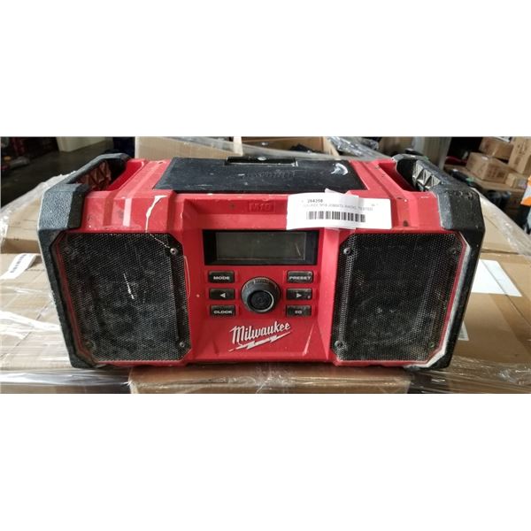 MILWAUKEE M18 JOBSITE RADIO, TESTED WORKING