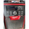 Image 4 : MILWAUKEE M18 JOBSITE RADIO, TESTED WORKING