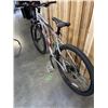 Image 3 : GREY SPECIALIZED BIKE
