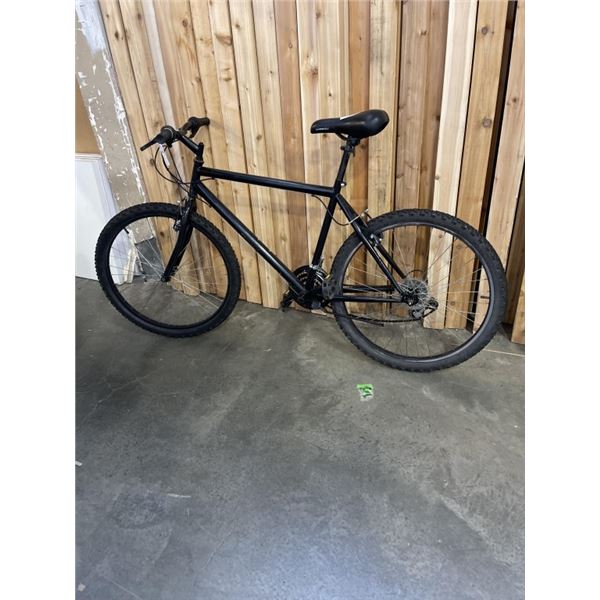 BLACK UNBRANDED BIKE