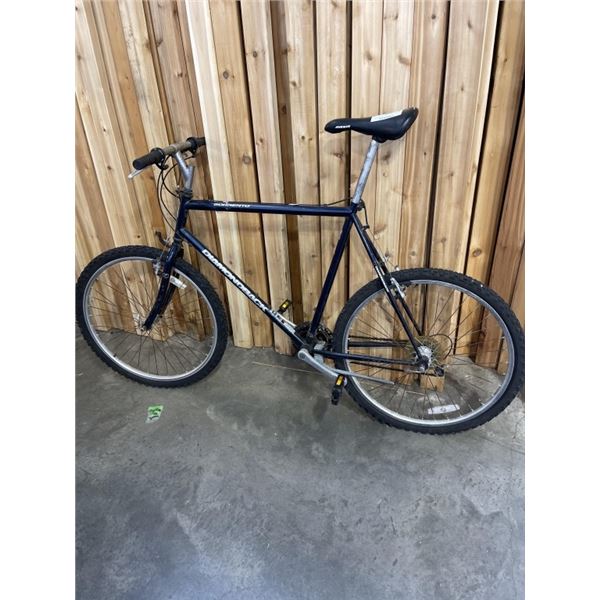 BLUE DIAMONDBACK BIKE