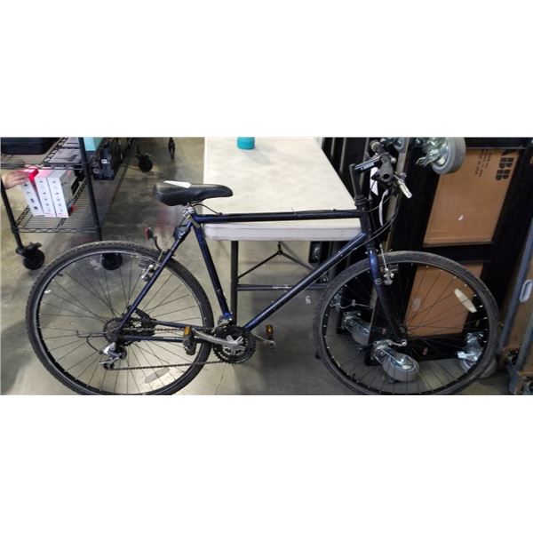 BLUE DIAMONDBACK BIKE