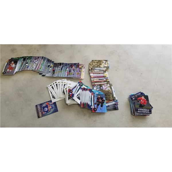 LOT OF HOCKEY CARDS