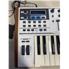 Image 3 : ARTURIA KEY LAB 25 UNIVERSAL CONTROLLER
