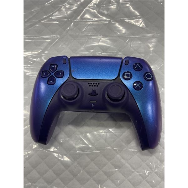 PS5 DUALSENSE WIRELESS CONTROLLER - TESTED WORKING, RETAIL $94
