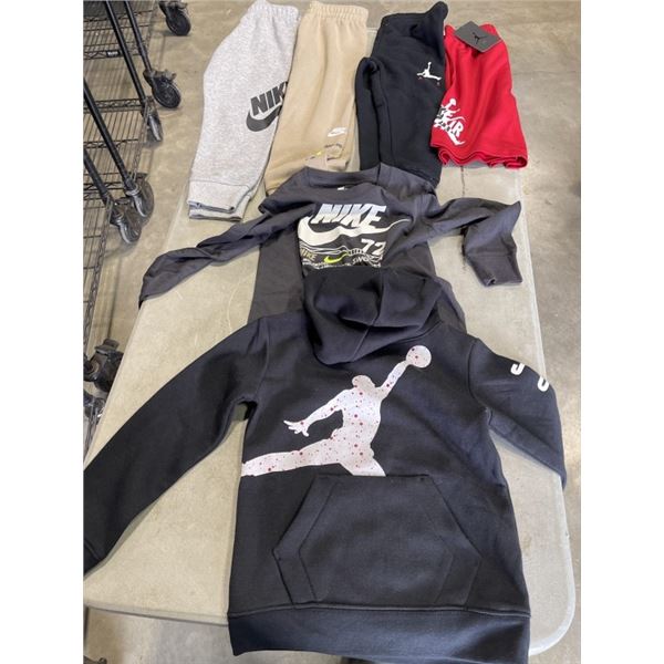6  PCS NEW KIDS / INFANT CLOTHING SIZE LARGE - ALL NIKE