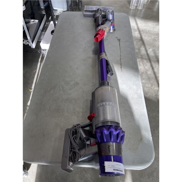 DYSON CORDLESS V10 ANIMAL PLUS VACUUM
